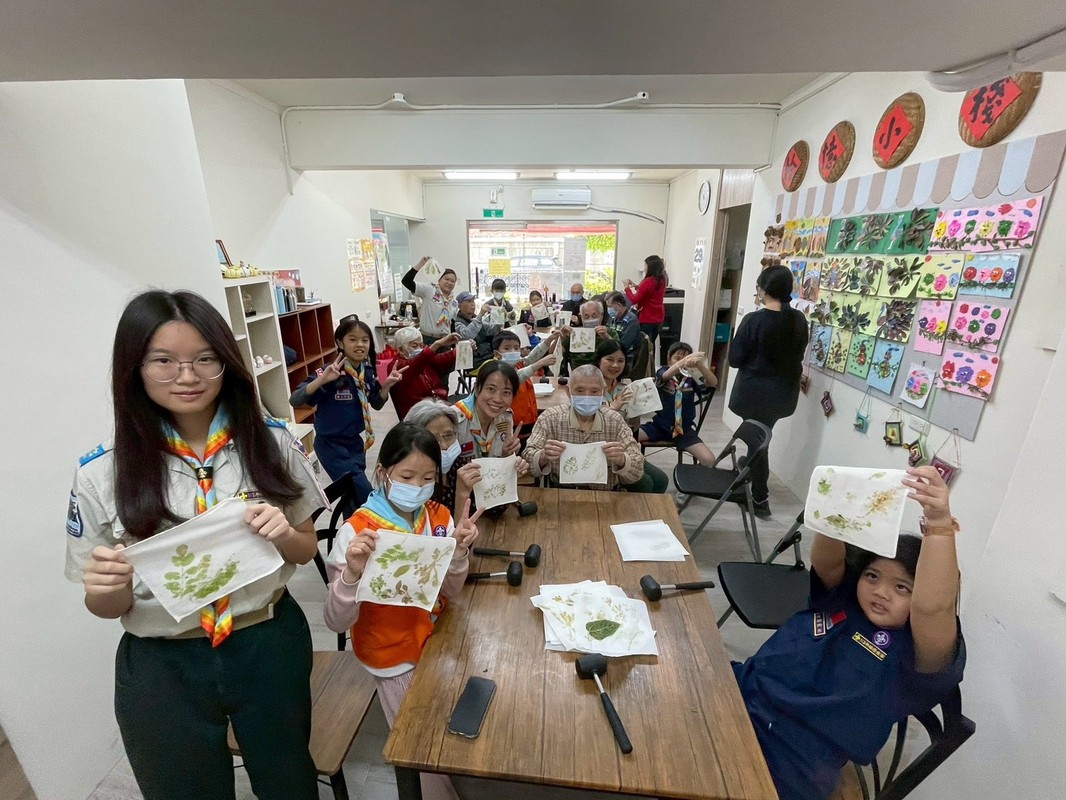 3082e0db df46 44fd a607 db8392487c24 176553657439789797109658041