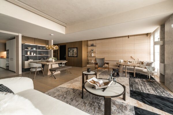 62、67坪舒適尺度，搭配國泰建設深耕建築超過一甲子，深受換屋族與高資產家庭青睞。圖/業者提供