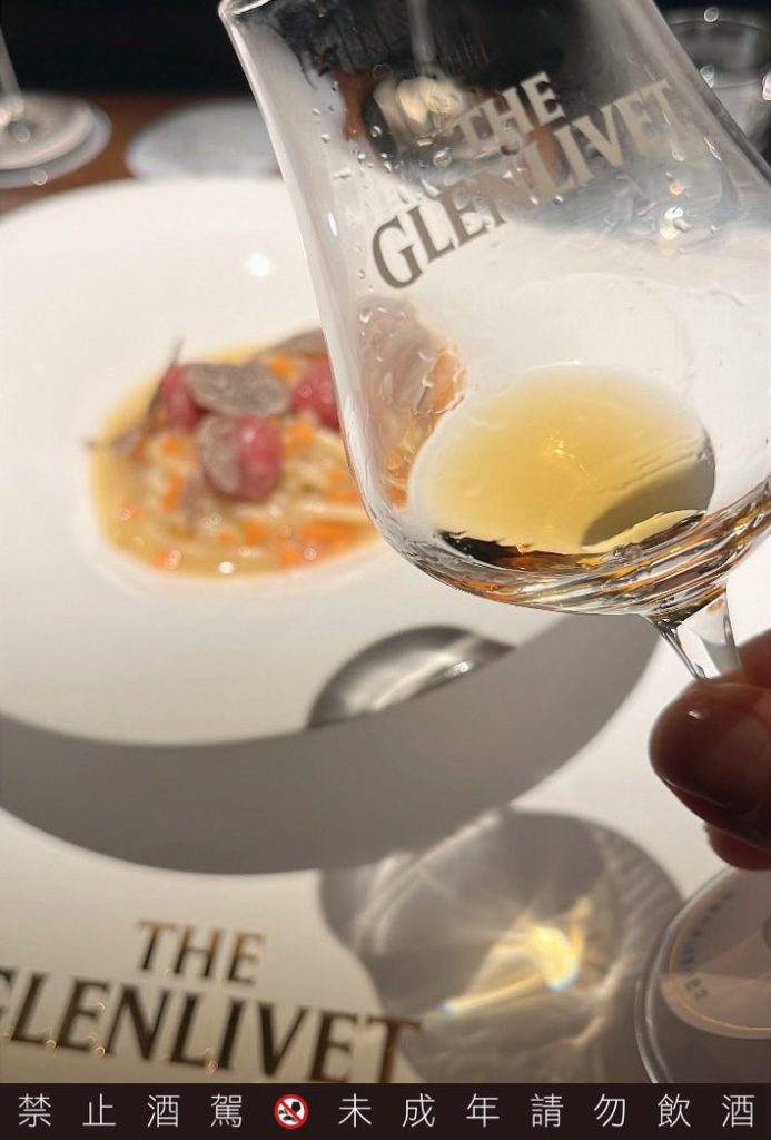 %E9%85%92%E9%85%8D%E4%B8%8D%E6%98%AF%E6%A5%AD%E9%85%8D%E6%A0%BC%E8%98%AD%E5%88%A9%E5%A8%8100002 693x1024 1