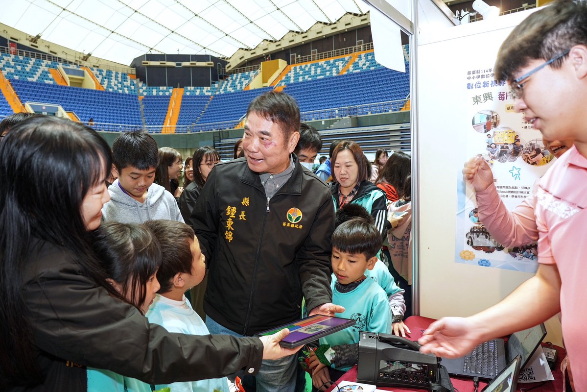 82d31806 7325 43e0 9363 c75e7d61e7fa 176561645104238362403737534