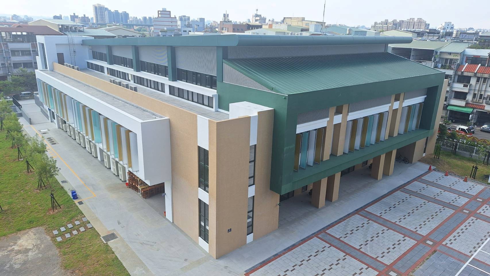 04 %E6%88%90%E5%8A%9F%E5%9C%8B%E4%B8%AD%E8%80%81%E8%88%8A%E6%A0%A1%E8%88%8D%E6%95%B4%E5%BB%BA%E5%8F%8A%E6%B4%BB%E5%8B%95%E4%B8%AD%E5%BF%83%E6%9A%A8%E5%85%AC%E6%9C%89%E5%9C%B0%E4%B8%8B%E5%81%9C%E8%BB%8A%E5%A0%B4%E6%96%B0%E5%BB%BA%E5%B7%A5%E7%A8%8B %E6%A6%AE%E7%8D%B2%E5%85%AC%E5%85%B1%E5%B7%A5%E7%A8%8B%E9%A1%9E %E5%BB%BA 0