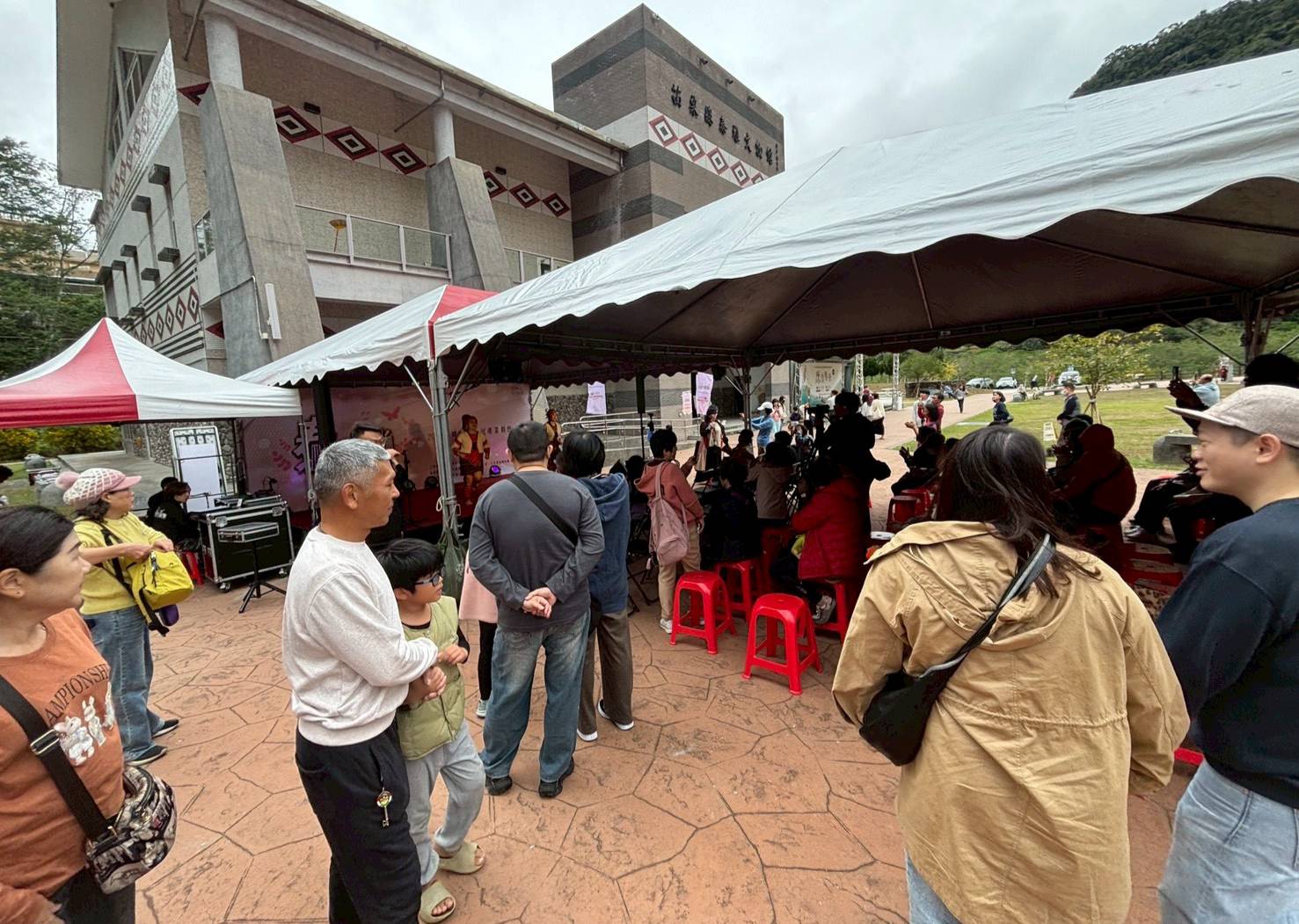 6 %E8%97%89%E7%94%B1%E6%B4%BB%E5%8B%95%E5%90%B8%E5%BC%95%E7%9C%BE%E5%A4%9A%E9%81%8A%E5%AE%A2%E8%B5%B0%E9%80%B2%E9%83%A8%E8%90%BD %E9%AB%94%E9%A9%97%E6%96%87%E5%8C%96 %E6%88%90%E5%8A%9F%E5%B8%B6%E5%8B%95%E5%9C%B0%E6%96%B9%E8%A7%80%E5%85%89 0