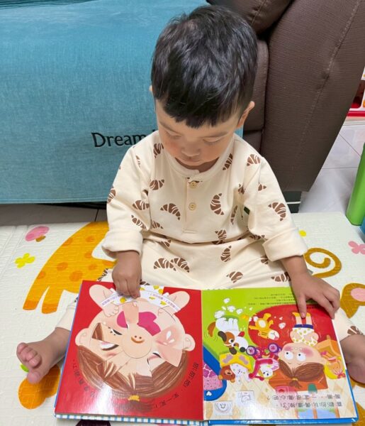 家長可透過地方政府或托育服務中心諮詢準公共化保母資訊，並搭配托育補助，有效降低育兒經濟壓力。