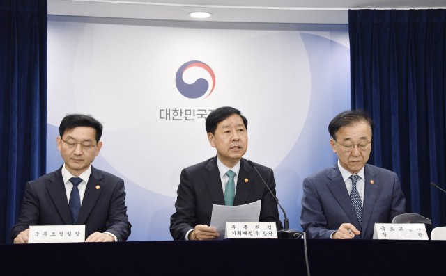 82d366e0 ffc8 42cd 9289 77ee3767eb7e