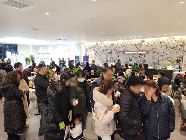 4a2612c8 e80e 4612 a445 896f1d792057