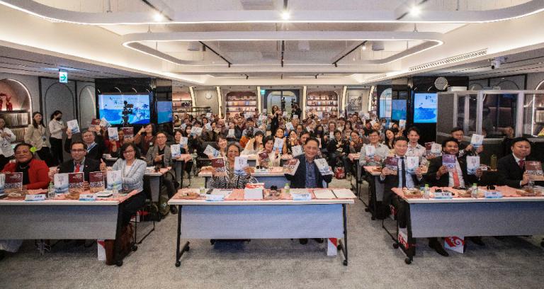 20251217212532 b8971776