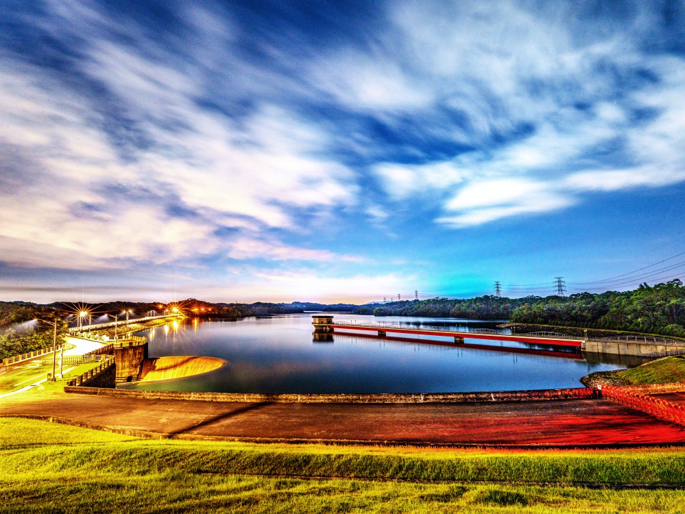 %E6%99%AF%E8%A7%801%E5%86%A0 A 30 4 Fotor