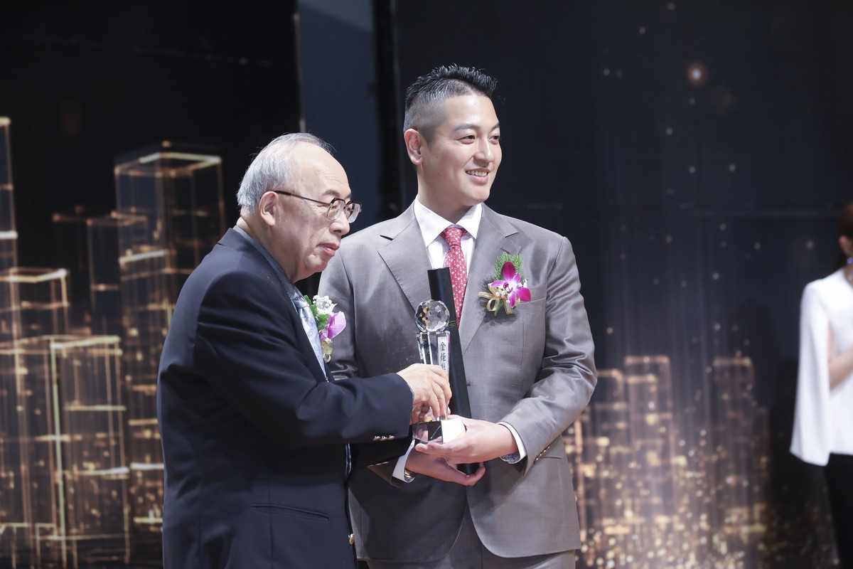 e185a0ca b9ea 45e5 ada5 750a62b4b87d 176603775985571540802910941