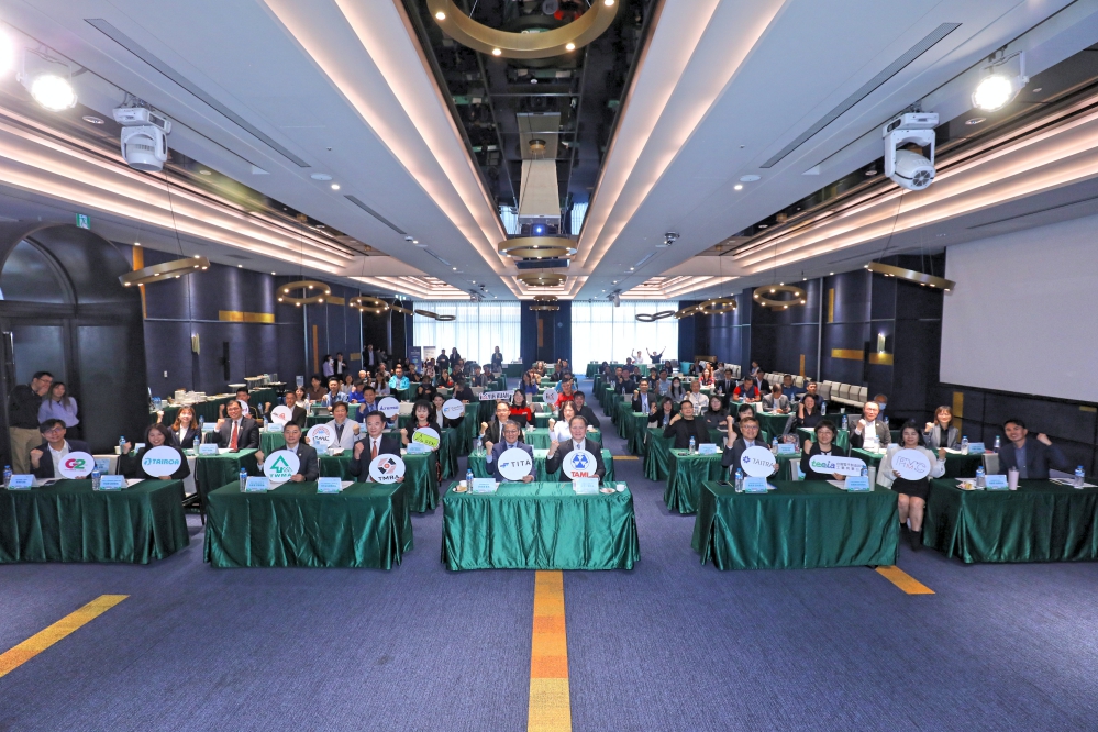 22%E6%8B%B3%E9%A0%AD 1