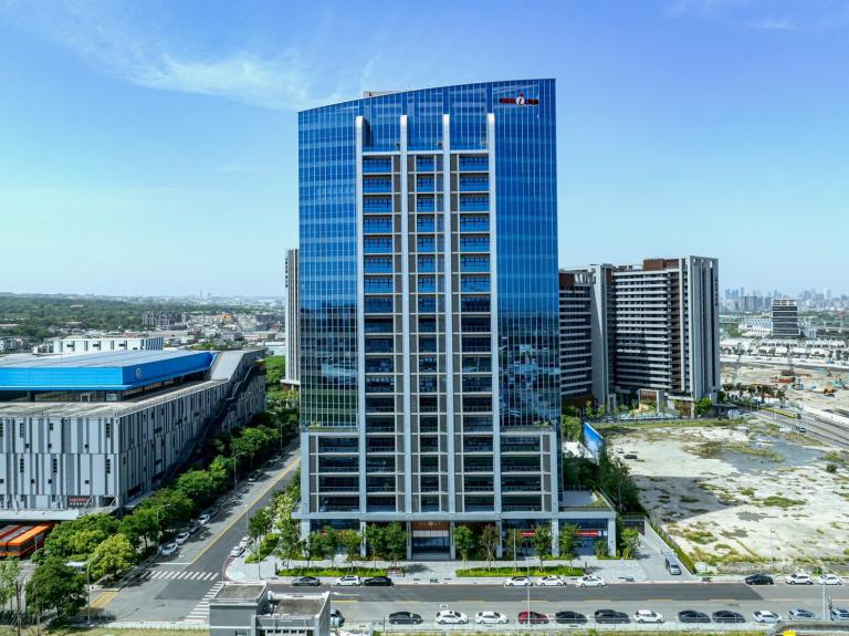 20251218145818 69331279