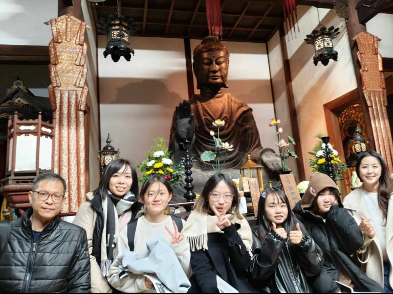 20251218170856 adb28a2f