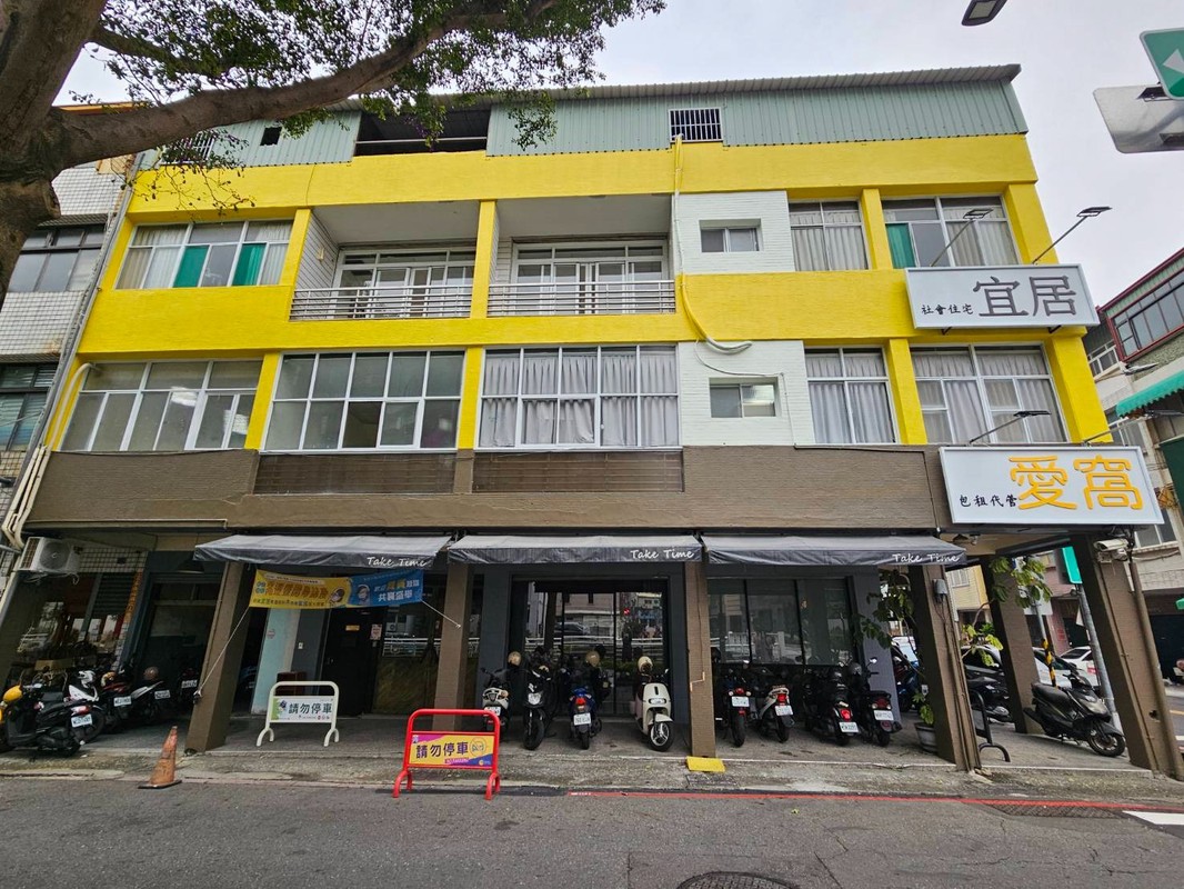 de3f3652 e970 4bd1 9b14 0b823085df30