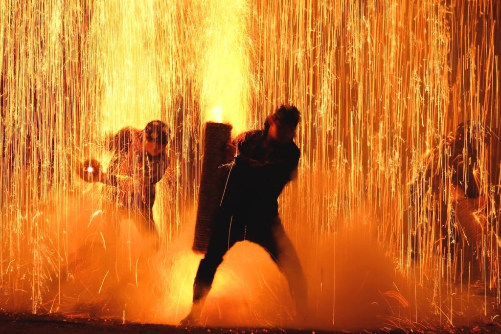 No 250015-4 豊橋炎の祭典 來源 Aichi Now - 報新聞 Mega News No 250015 4 %E8%B1%8A%E6%A9%8B%E7%82%8E%E3%81%AE%E7%A5%AD%E5%85%B8 %E4%BE%86%E6%BA%90 Aichi Now 1024x683 1