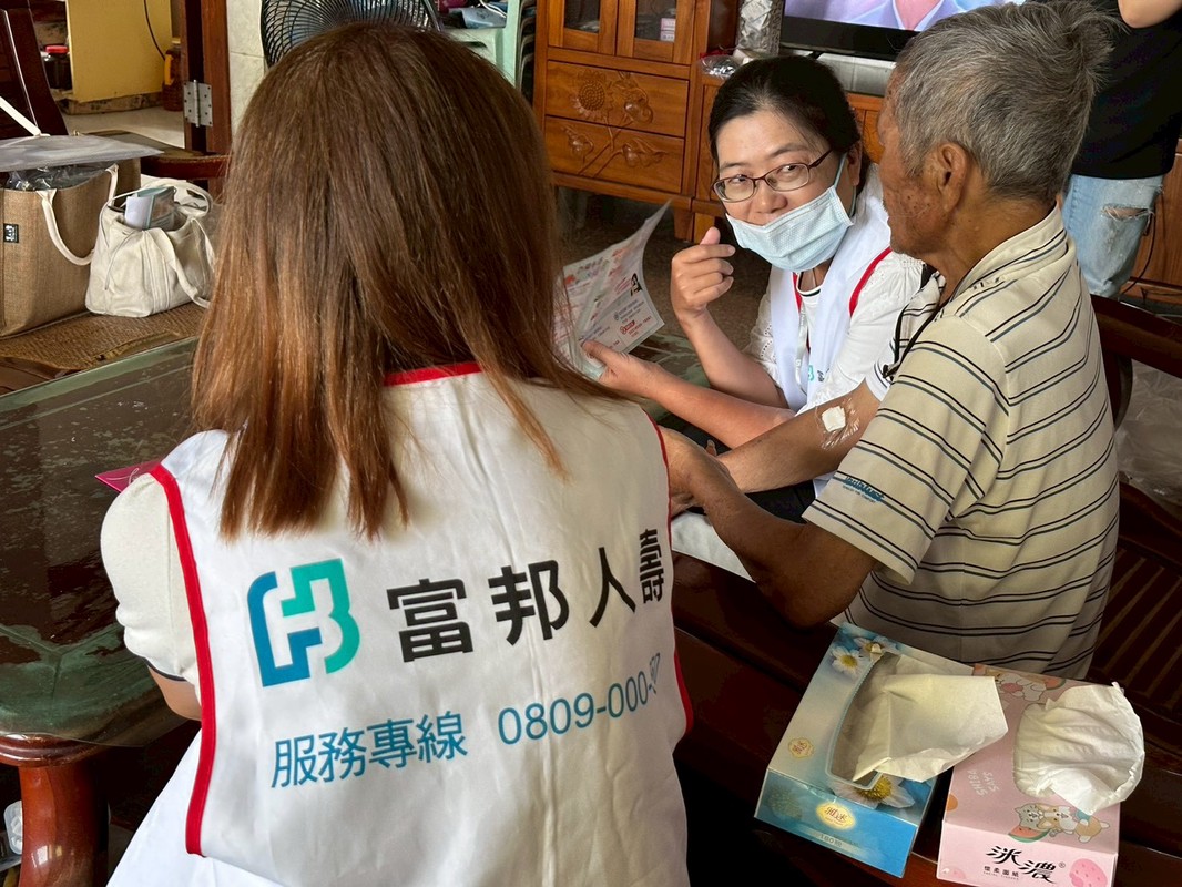 c5569c8b 071d 4c44 97cf 35b0b192a503 176636853300018702709436384