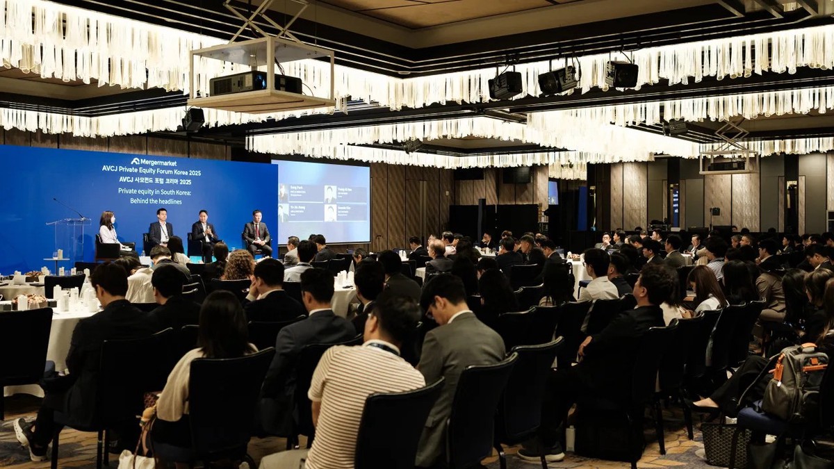 32de4cc6 163e 49c9 8c15 2ec018902079