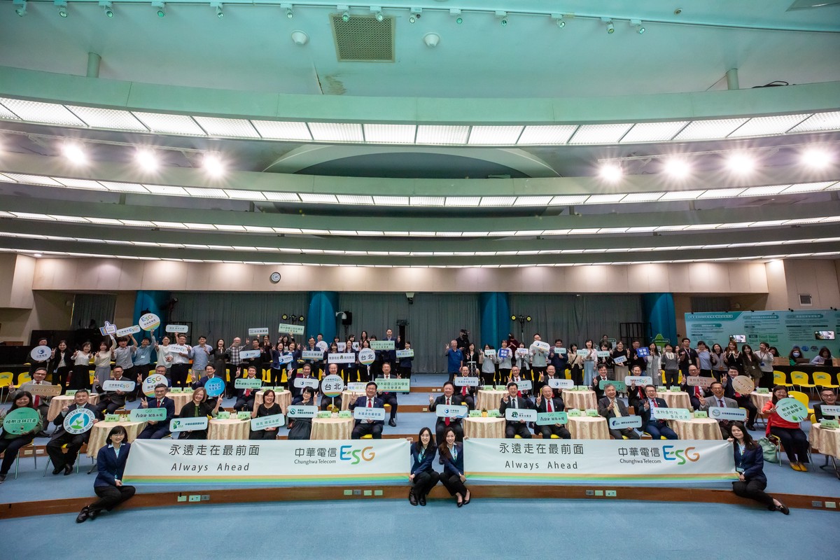 cb4d0ebd db80 411b 8ee6 ccea63c413e5 176649511601059429004658195