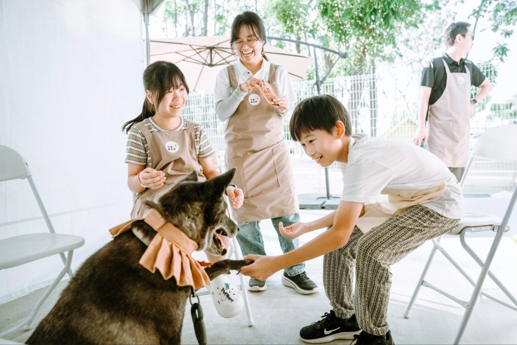 3%E6%AF%9B%E5%AD%A9%E6%A3%AE%E6%B4%BB%E6%8E%A2%E9%9A%AA%E9%9A%8A 1024x683 1