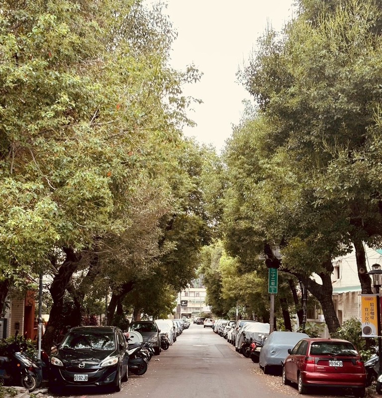 f0ba51f2 417f 46be b32e 0cc052cb35bd