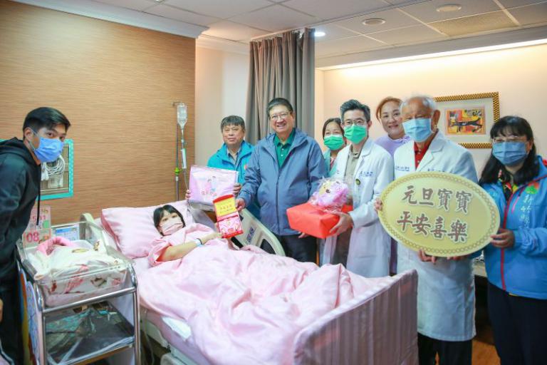 2026幸福竹縣喜迎新生命 楊文科賀元旦寶寶、持續推動協助育兒措施 3 20260101183202 6fabf98b