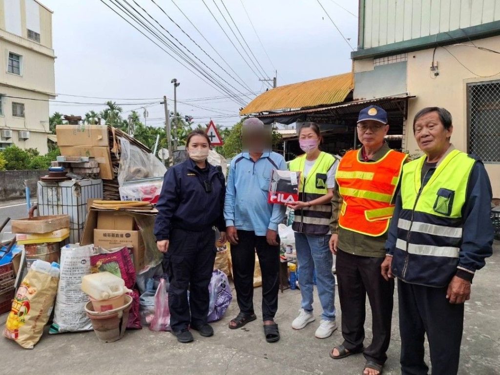 S 484843592 0 1024x768 1