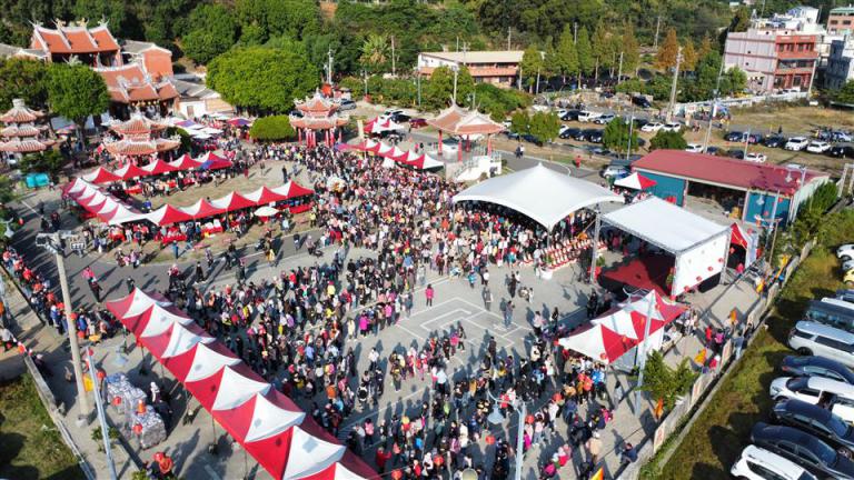 「2026芬響農食典白寶玉出土記」熱鬧登場! 千人齊聚芬園體驗拔蘿蔔 8 20260103190812 a0c78fb9