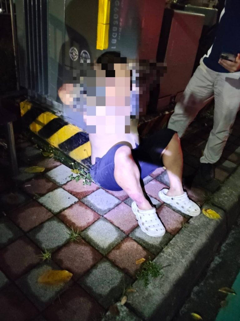 S 486228042 768x1024 1