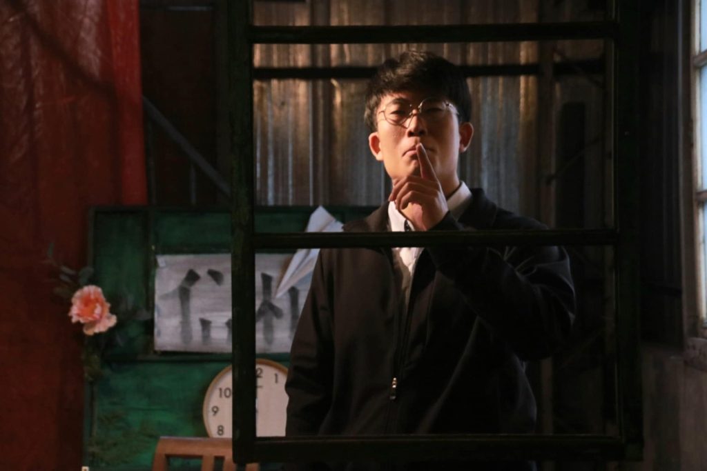 %E5%8A%87%E7%85%A7 %E5%BC%B5%E7%B6%BA%E8%8A%B8%E6%94%9D%E5%BD%B1 %E9%A0%91%E7%9F%B3%E5%8A%87%E5%9C%98%E6%8F%90%E4%BE%9B 2 1024x683 1