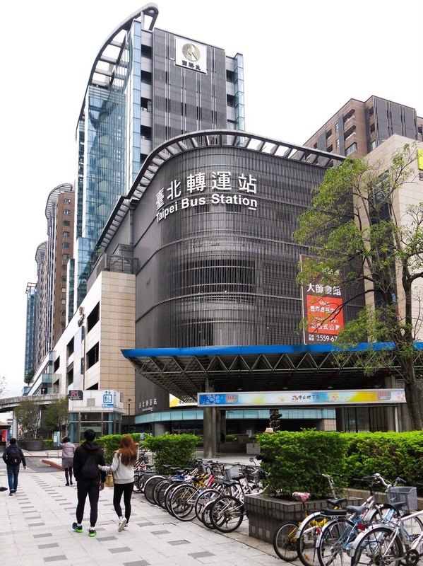 f64f15da c362 4f6e ad1b 64347bebe7db 176774928162024757205640839