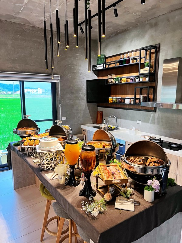 林口傳奇「華潮」新址揭幕!從總統級餐盒到宜蘭民宿私廚,承襲外燴匠心再造道地川味 9 a9186d6b 63db 4224 9781 57c91cfdc4e4 176783313217049976706712131