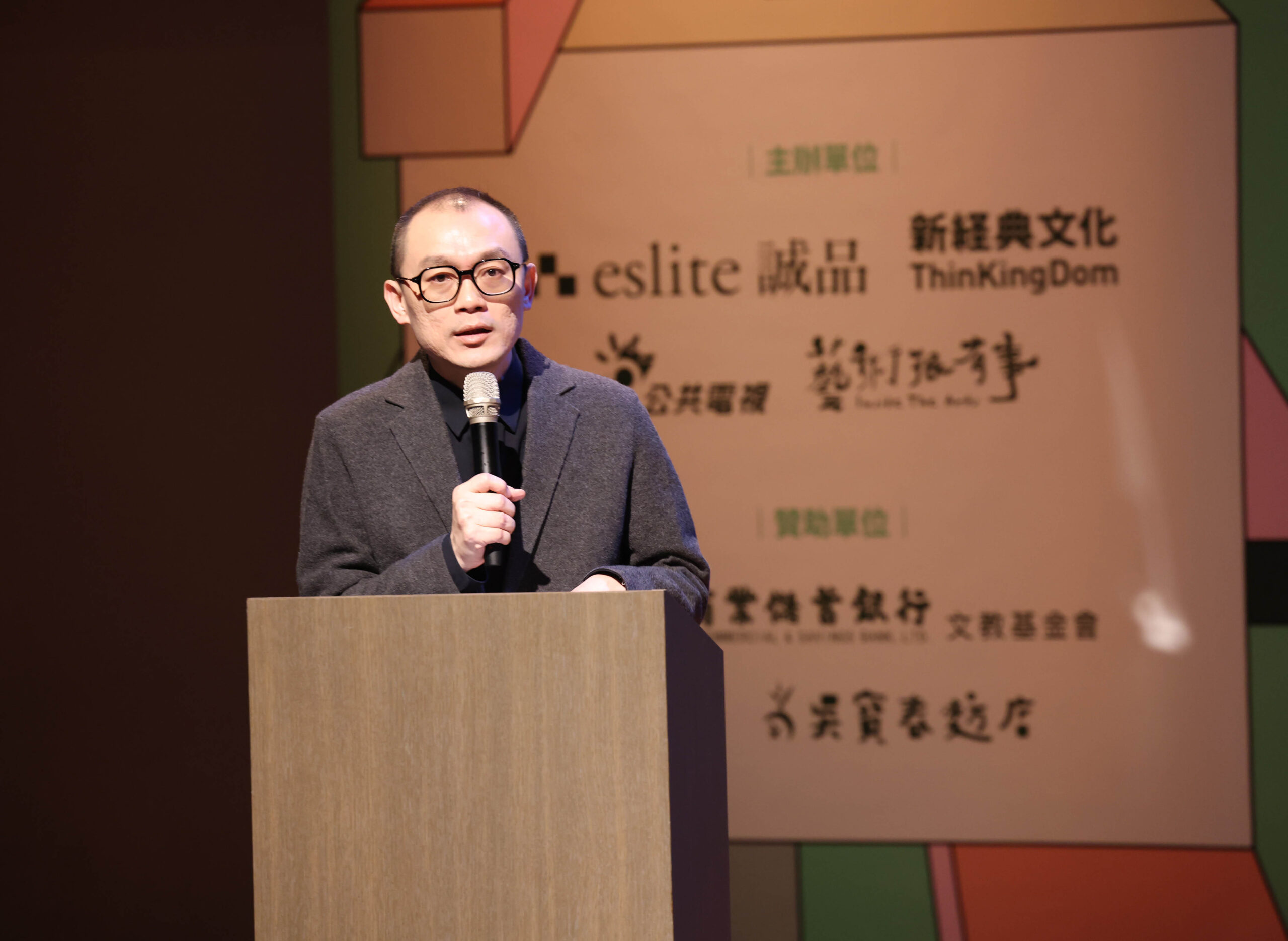 10 %E8%A9%A9%E4%BA%BA%E4%BD%9C%E5%AE%B6%E5%AD%AB%E6%A2%93%E8%A9%95%E6%8E%A8%E8%96%A6%E8%A3%B8%E5%B1%B1 %E5%9C%96%E7%89%87%E6%8F%90%E4%BE%9B %E5%85%AC%E8%A6%96 scaled