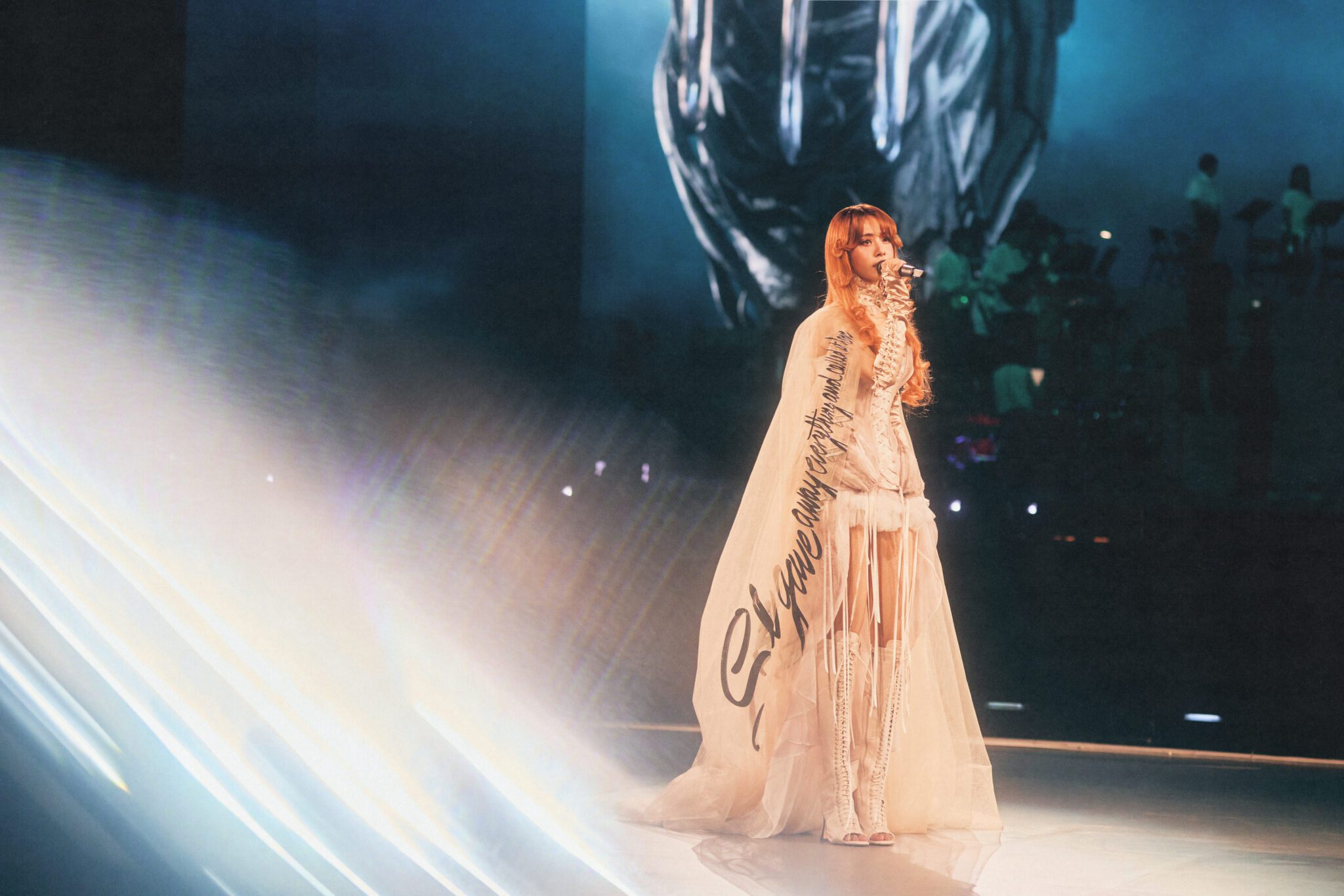 %E9%87%91%E7%B4%97%E5%A5%B3%E4%BC%B61 28jpg