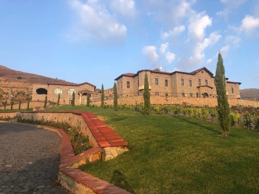 No 250021-1 Elazığ winery region 來源 Visit Turkiye - 報新聞 Mega News No 250021 1 Elazig winery region %E4%BE%86%E6%BA%90 Visit Turkiye 1024x768 1