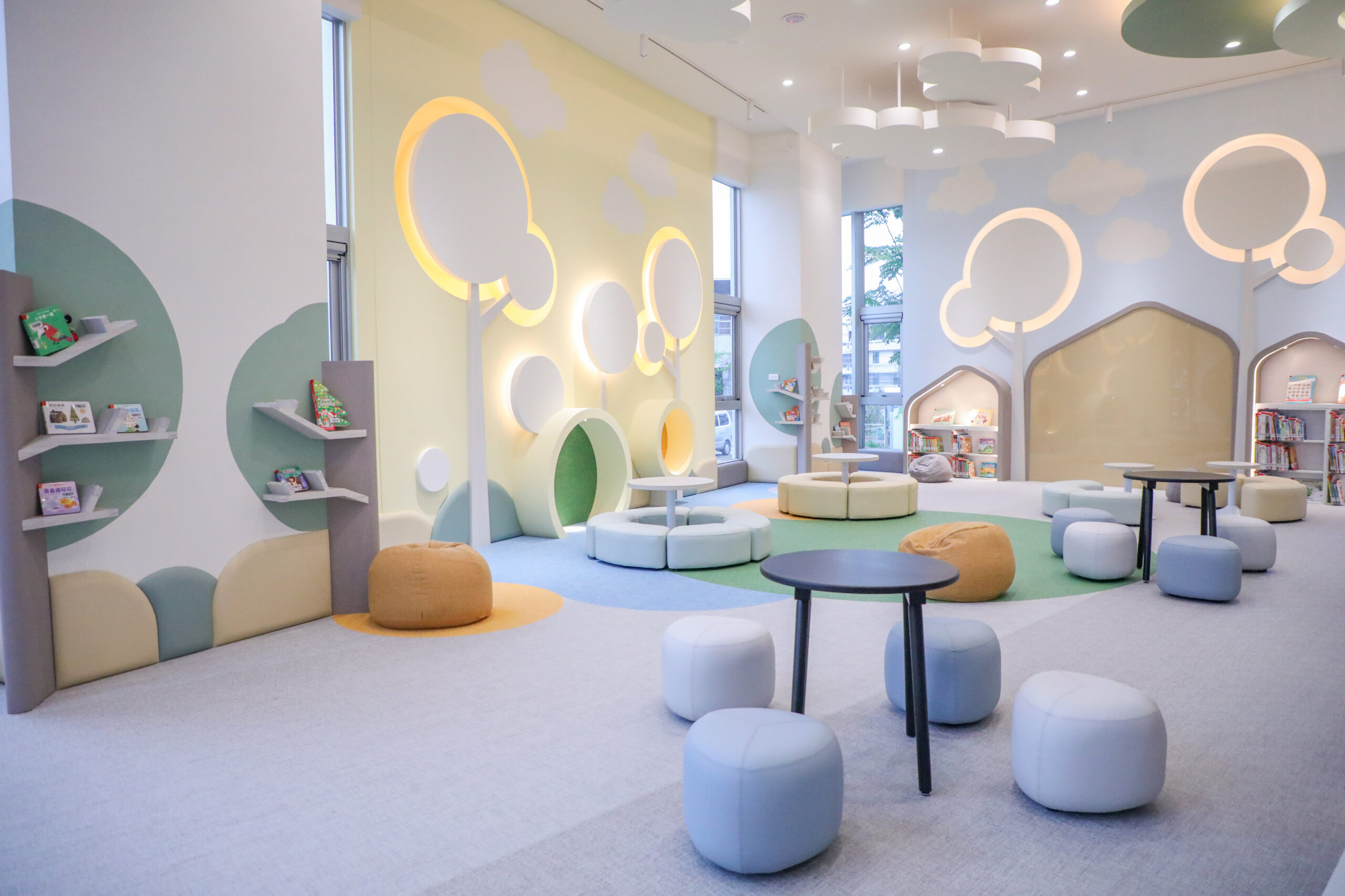 %E7%8D%BB%E7%B5%A6%E5%B8%82%E6%B0%91 %E6%84%9B%E7%9A%84%E7%A6%AE%E7%89%A9 %E6%9D%B1%E5%8B%A2 %E8%A8%B1%E8%89%AF%E5%AE%87%E5%9C%96%E6%9B%B8%E9%A4%A8 scaled