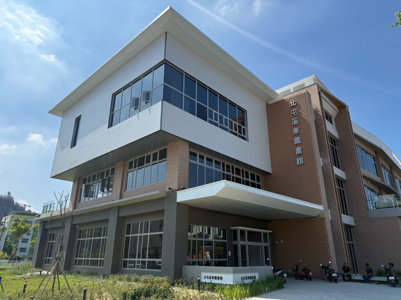 %E6%BA%AA%E6%9D%B1%E5%9C%96%E6%9B%B8%E9%A4%A8