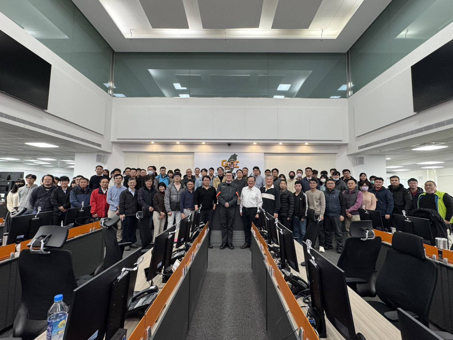 1749856 - 報新聞 Mega News 1749856