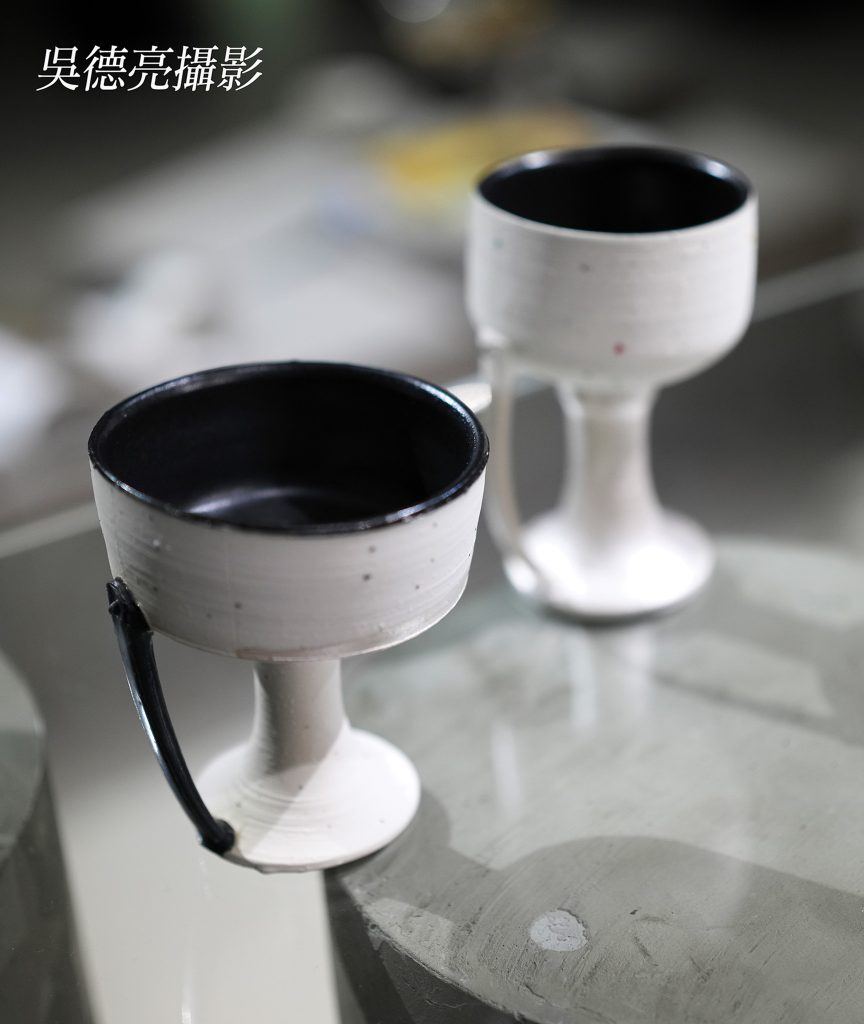 %E5%90%B3%E5%81%89%E4%B8%9E%E7%8E%8B%E6%97%8B %E7%89%A9%E7%9A%84%E8%87%AA%E5%BE%8B%E5%92%96%E5%95%A1%E5%99%A8%E5%89%B5%E4%BD%9C%E5%B1%9500004 864x1024 1