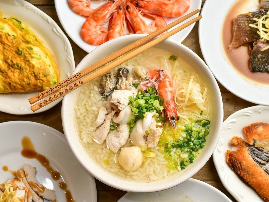 高雄鼓山海鮮粥:三十年如一日 用一碗熱粥陪城市長大 6 95f40859 a059 4527 88fa dd6b09cb7dbb