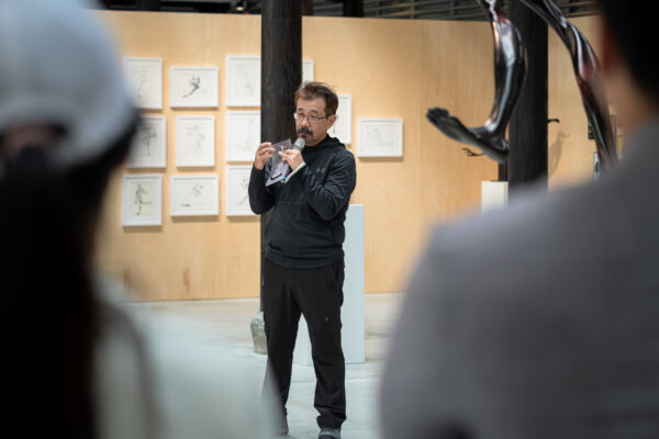 好萊塢特效大師王尋化身前衛藝術家,未來雕塑闖進台中百年考棚 9 20260112211836 16 600x400 1