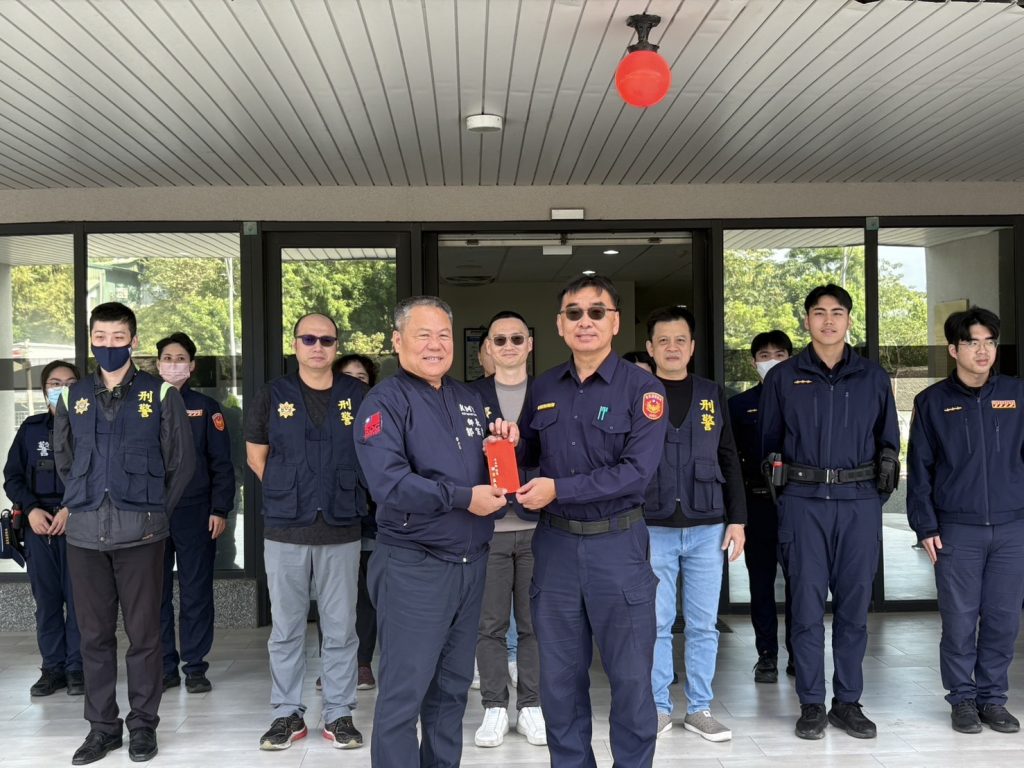 S 490725547 0 1024x768 1