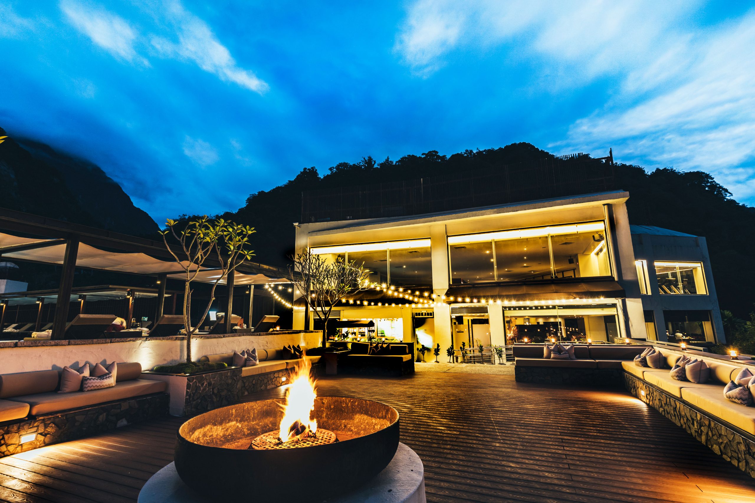 %E5%A4%AA%E9%AD%AF%E9%96%A3%E6%99%B6%E8%8B%B1%E5%9C%964 0 scaled 1