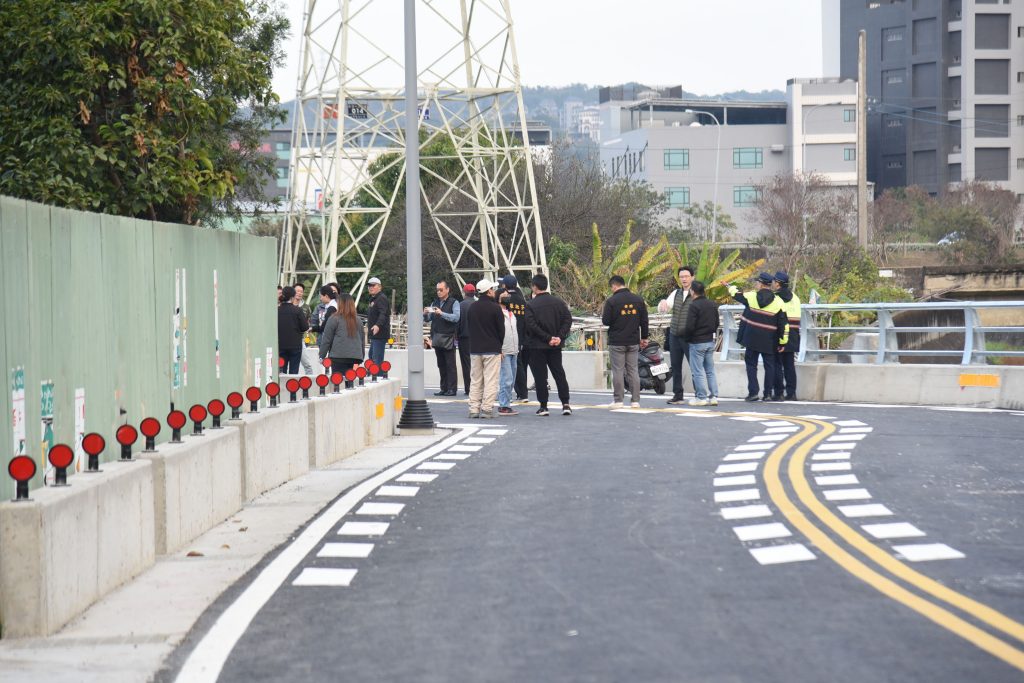 %E9%81%93%E8%B7%AF%E8%BD%89%E5%BD%8E%E8%99%95%E5%AE%89%E5%85%A8%E6%80%A7%E5%8F%97%E9%97%9C%E6%B3%A8 1024x683 1