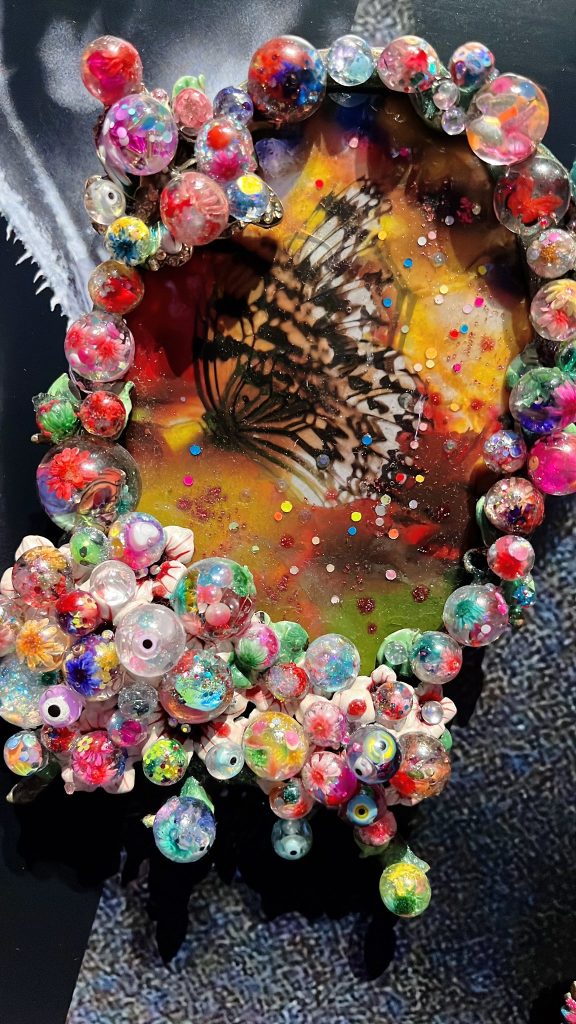 %E8%9C%B7%E5%B7%9D%E5%AF%A6%E8%8A%B1Mika Ninagawa00009 576x1024 1