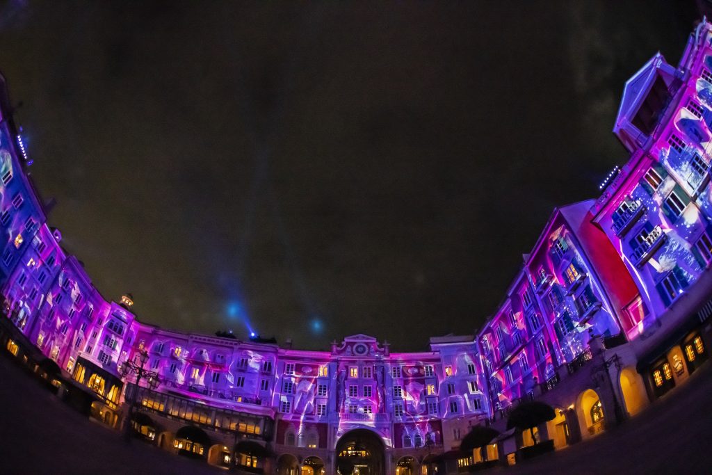 04%E5%9C%B0%E4%B8%AD%E6%B5%B7%E6%B8%AF%E7%81%A3%E7%9A%84%E6%83%85%E5%A2%83%E7%87%9F%E9%80%A0%E9%96%83%E8%80%80%E6%AD%A1%E9%A8%B0%E4%B9%8B%E5%A4%9C 1024x683 1