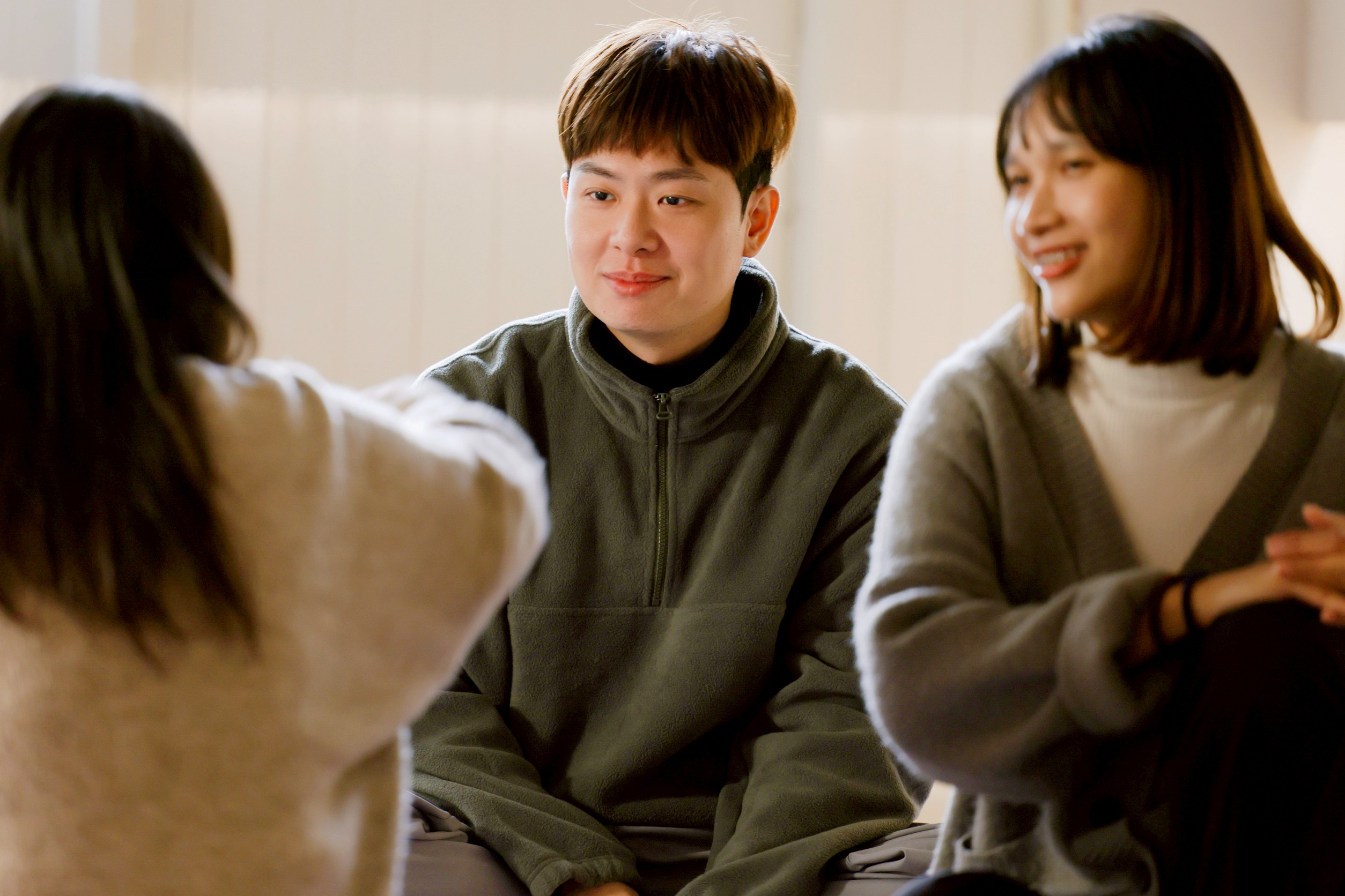 %E5%8F%83%E8%88%87%E9%81%8E%E8%AA%B2%E7%A8%8B%E7%9A%84%E5%9B%9E%E9%A5%8B%E5%A4%9A%E6%95%B8%E6%8F%90%E5%88%B0%E5%9C%A8%E8%AA%B2%E5%A0%82%E4%B8%AD%E6%84%9F%E5%8F%97%E5%88%B0%E5%89%8D%E6%89%80%E6%9C%AA%E6%9C%89%E7%9A%84%E5%AE%89%E5%BF%83%E8%88%87%E6%94%BE%E9%AC%86%E7%82%BA%E9%95%B7%E6%9C%9F%E8%99%95%E6%96%BC%E6%B2%BB%E7%99%82%E5%A3%93%E5%8A%9B