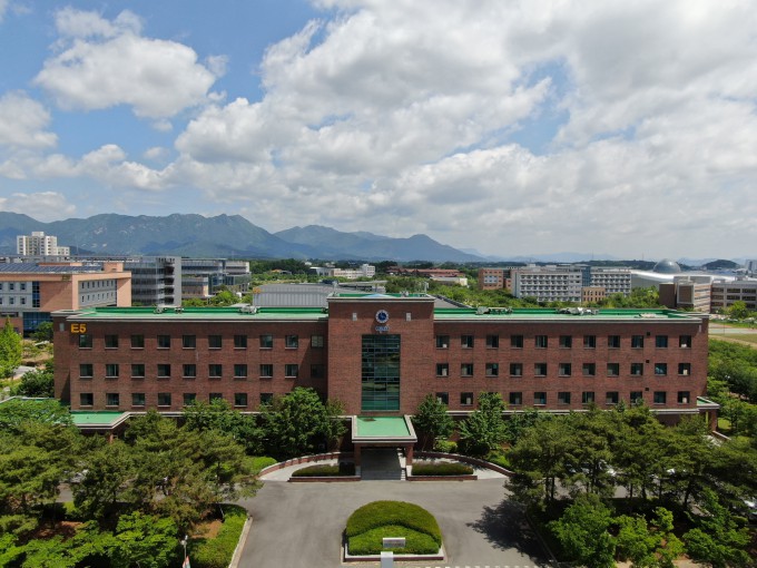 0fcf75bb 7af5 4b69 88fa 13232f83801e