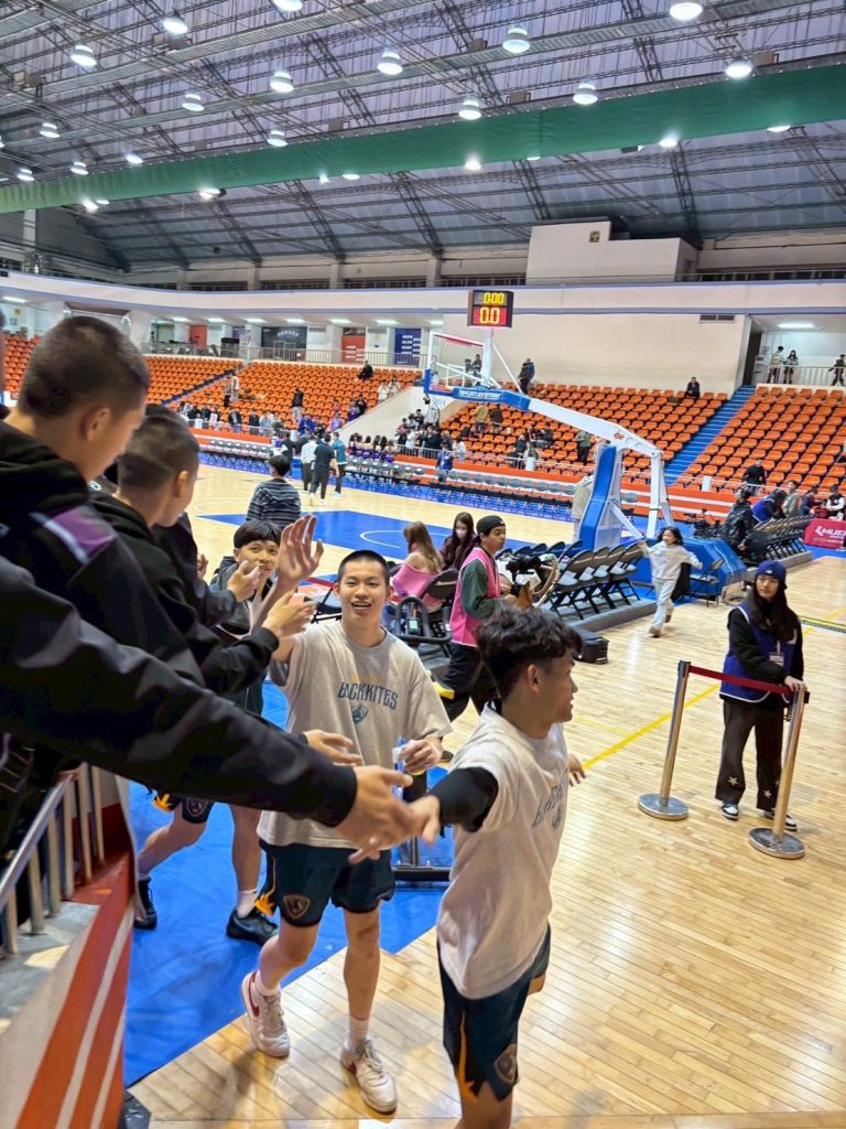 S 493379606 0 768x1024 1