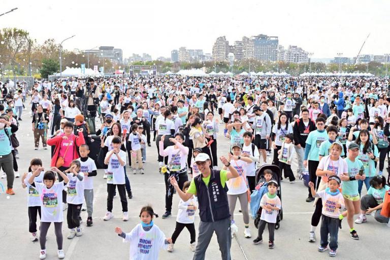 【2026 VISOGE 炫光泡泡夜跑-台中場】 台中夜晚最繽紛 最具活力的運動盛會 3 20260120220621 0a0c9efd