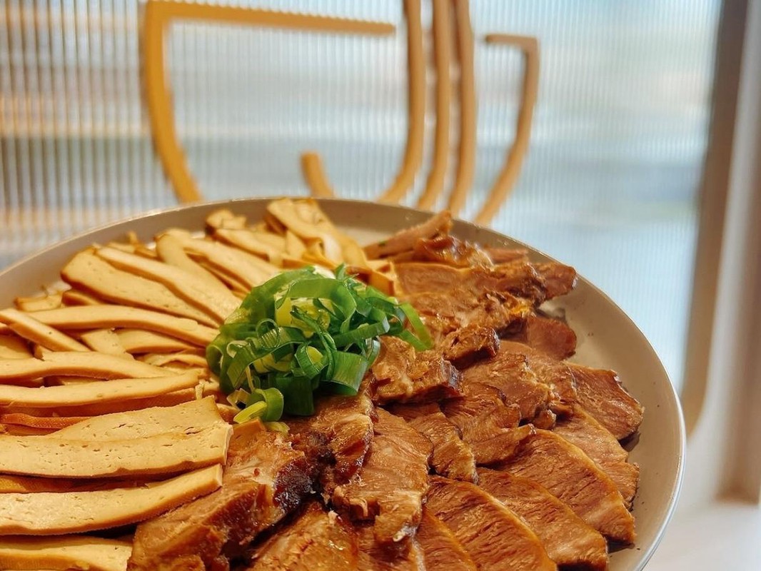 台南善化老店再進化!第三代接手山東麵食 進駐安平美食第一戰區 7 6dcc3ca0 8e82 43d3 83e8 aaae9c67a46c 176897361200557697205546095