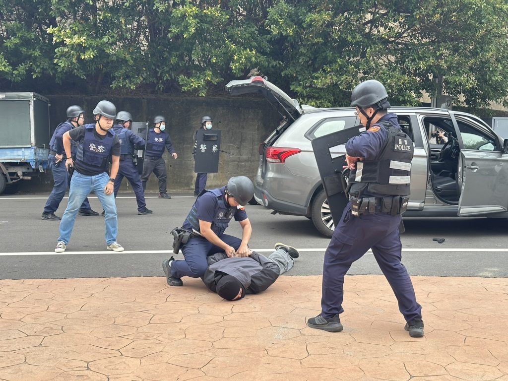 S 494452800 0 1024x768 1