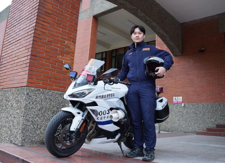 提升竹縣執勤能量 彰京開發回饋鄉里捐警用巡邏車 4 20260122174046 1294cd4d